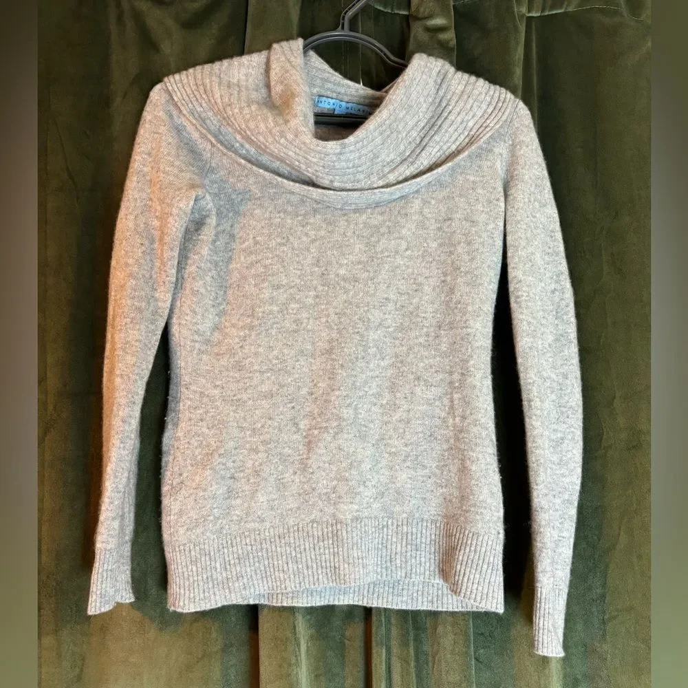 100% Cashmere Women's Sweater
